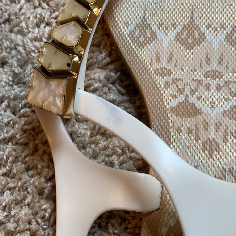Shoes - Picture 2 of 4